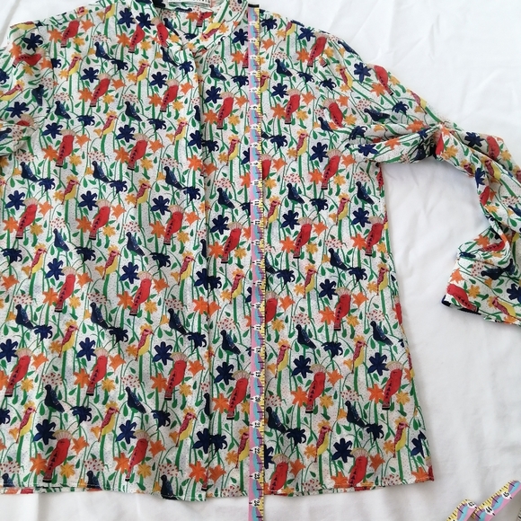 Alice + Olivia Bird and Floral Print Colourful Silk Button Blouse Small - Picture 14 of 16
